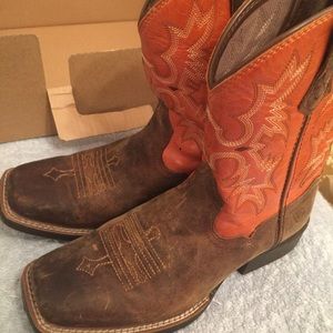 NWT Ariat Boots kids size 3